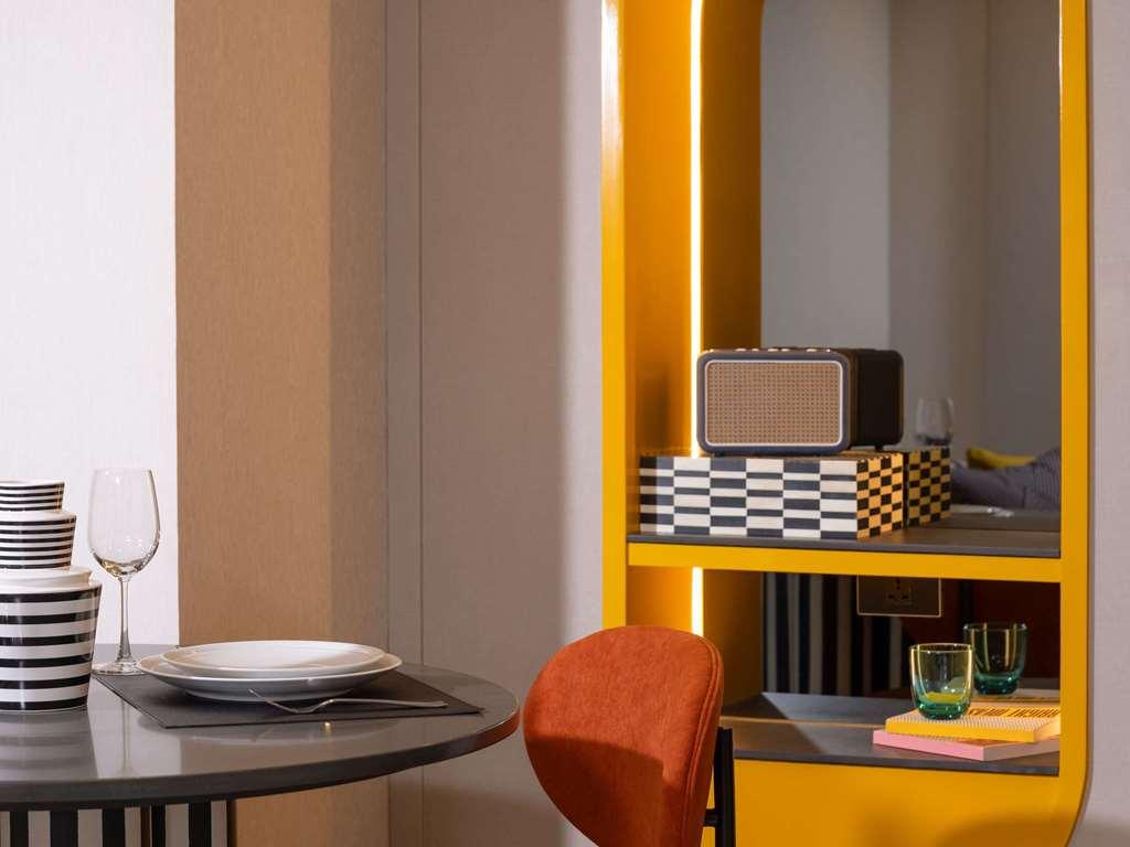 Tribe Living Sukhumvit 39 By Accorhotels מלון בנגקוק